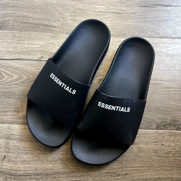 Fear of God Essentials Black Slides Sandals size 39 Adult Unisex 7 men / 9 women - Picture 1 of 6